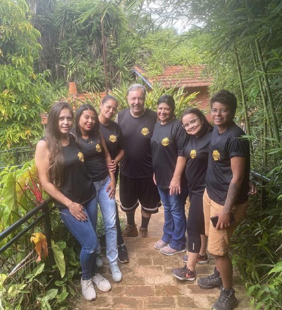 equipe cachoeira